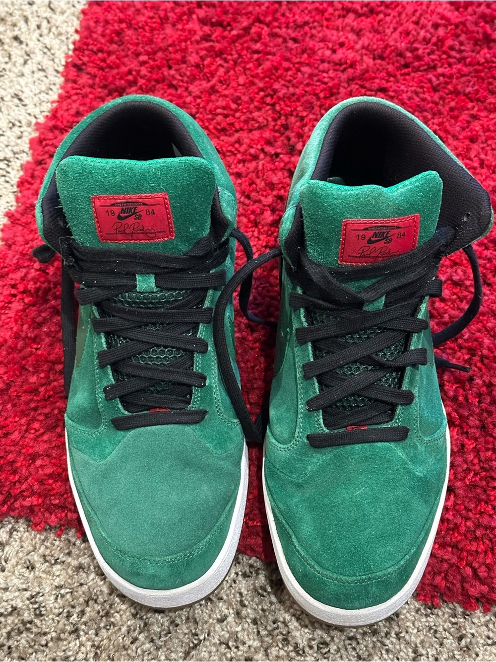 PAUL RODRIGUEZ Nike Men’s Green Suede Skate Sneakers with Black Accents